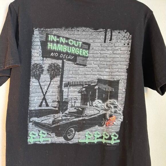In-N-Out Burger Black Texas Graphic Logo Short Sleeve T-Shirt Small - Picture 3 of 5